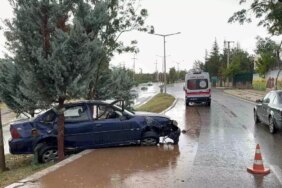aksaray-da-trafik-kazasi-2-yarali-17751765_amp.jpg